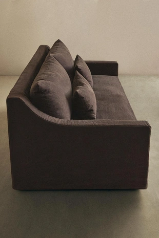 Диван с съемным чехлом из мятого льна