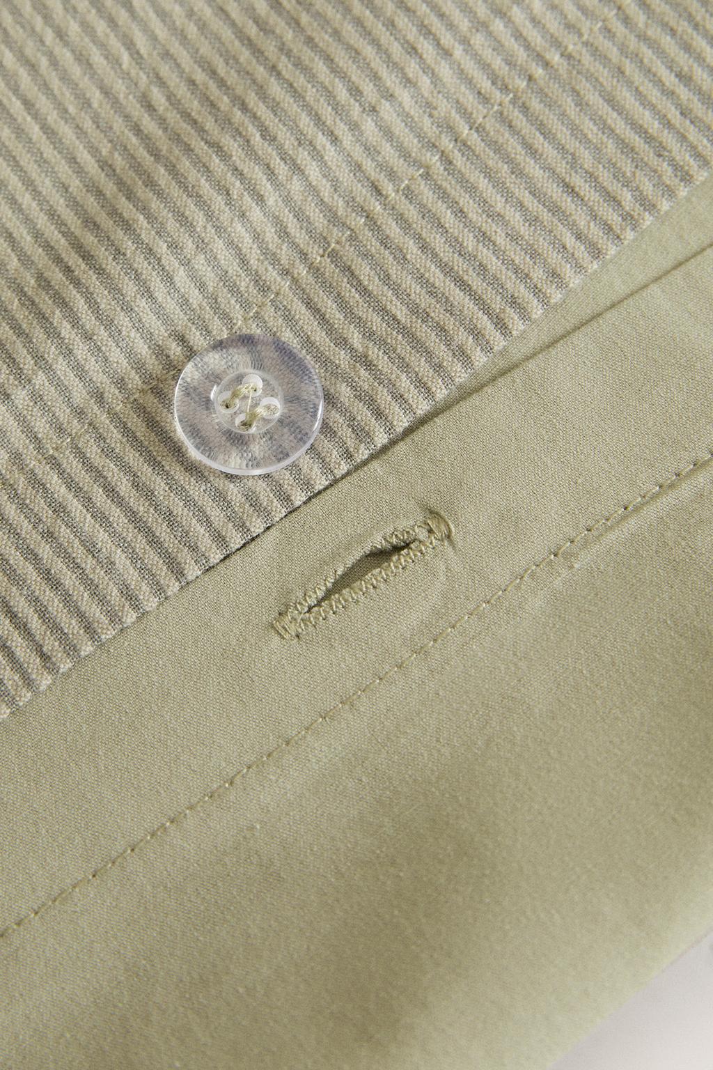 Покрывало из полосатого сирсакерового хлопка