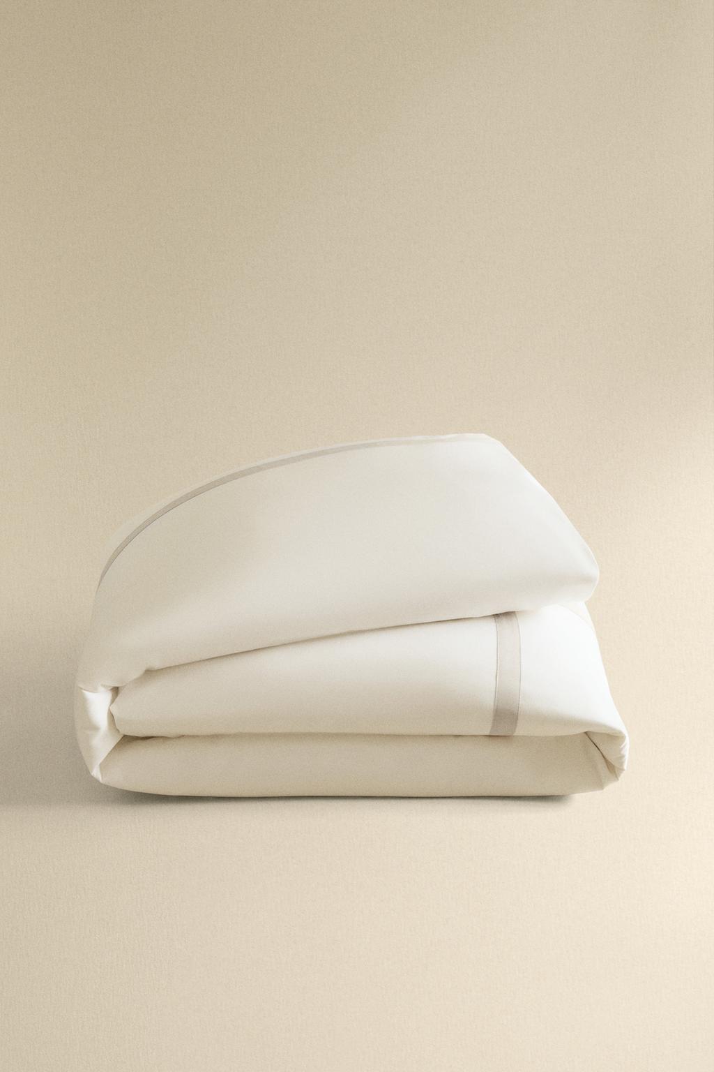 Сатиновое одеяло с отделкой (300 нитей)