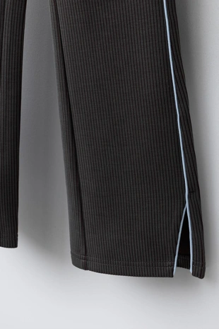 Брюки FLARE в рубчик с модалом- Заказать в России