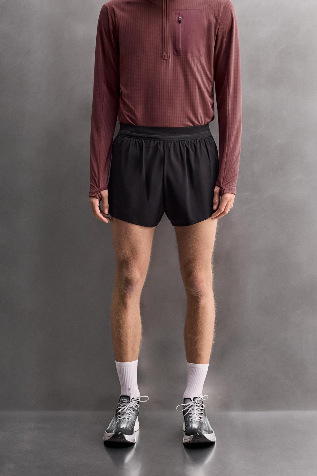 ЛЕГКИЕ ШОРТЫ ДЛЯ БЕГА