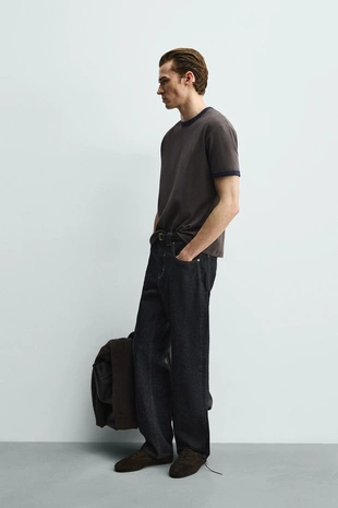 Футболка в рубчик с контрастной отделкой базовая