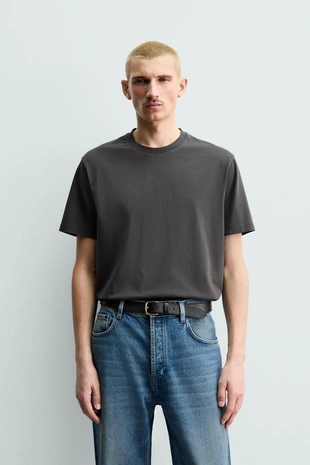 Футболка MEDIUM WEIGHT классического кроя