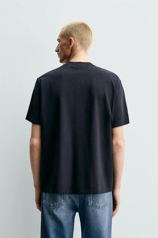 Футболка MEDIUM WEIGHT классического кроя