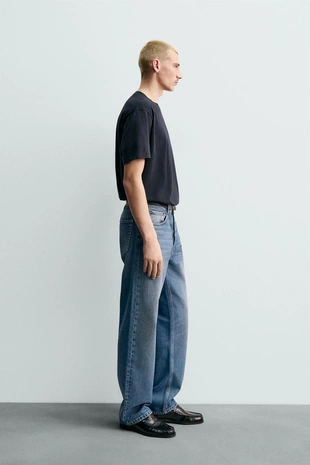 Футболка MEDIUM WEIGHT классического кроя