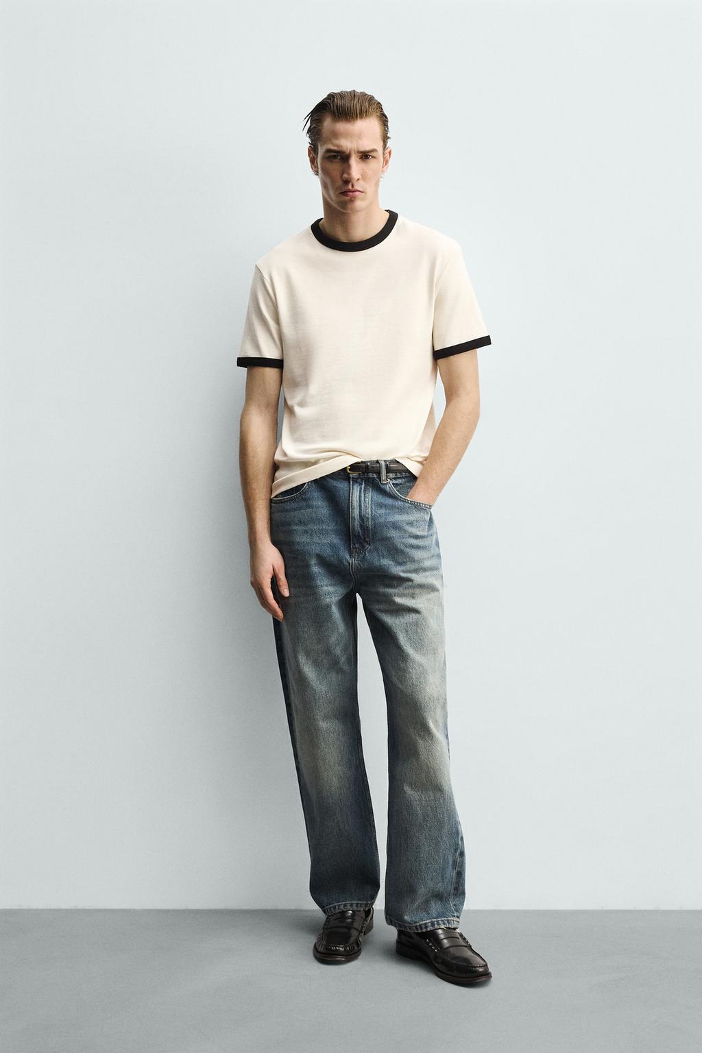 БАЗОВАЯ ФУТБОЛКА В РУБЧИК С КОНТРАСТНЫМИ ДЕТАЛЯМИ