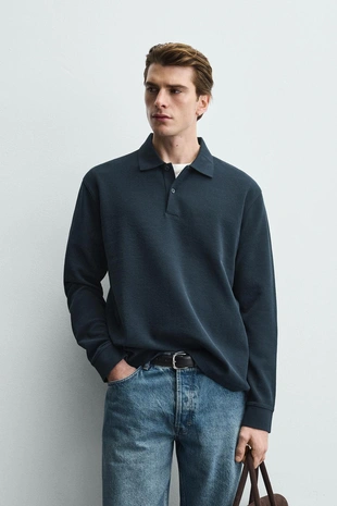 Поло в полоску из рельефного трикотажа