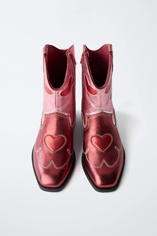 Сапоги в ковбойском стиле с декоративными деталями- Заказать в России