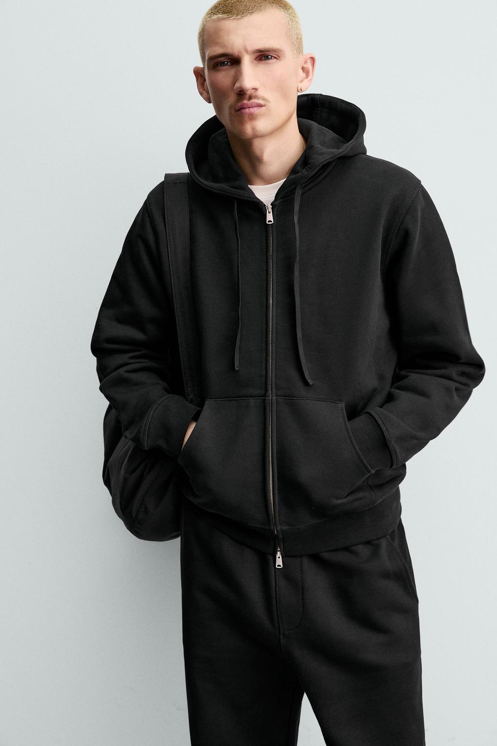 ТОЛСТОВКА НА МОЛНИИ С КАПЮШОНОМ ИЗ ПЛОТНОЙ ТКАНИ