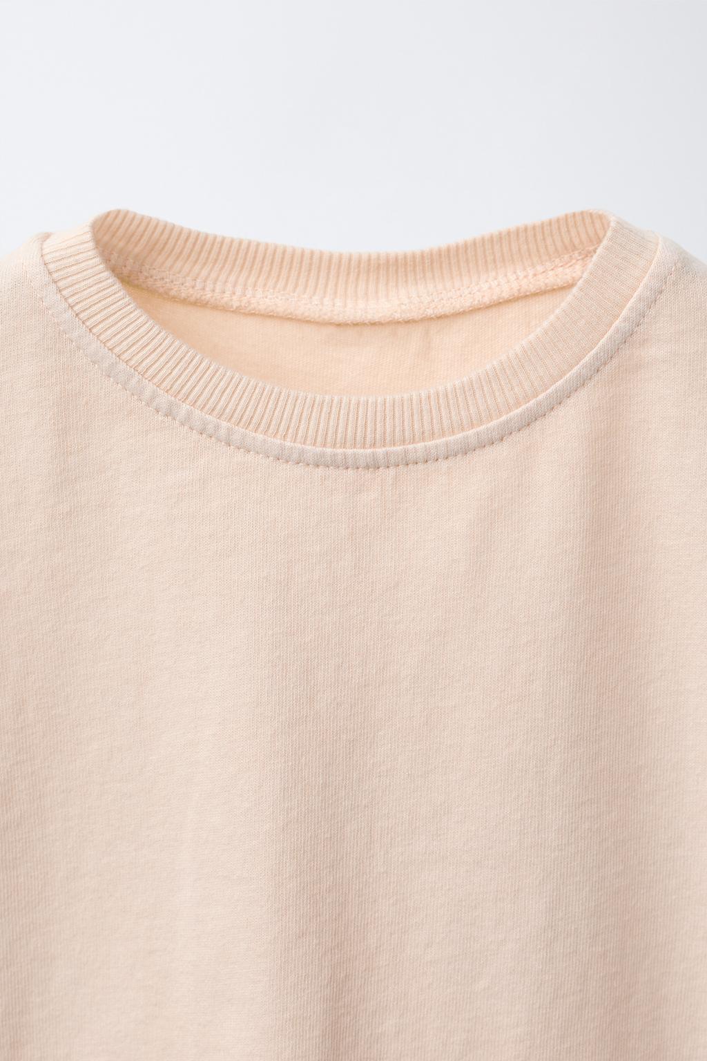 ФУТБОЛКА С ЦВЕТОЧНЫМ ПРИНТОМ