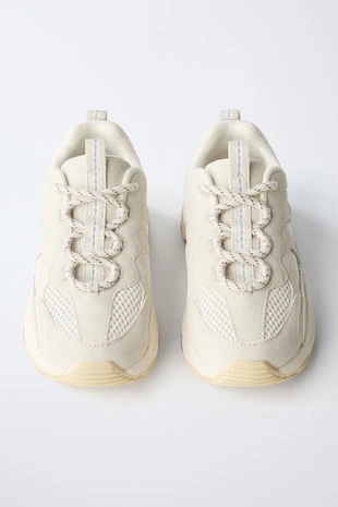 Кроссовки с сетчатой тканью- Заказать в России