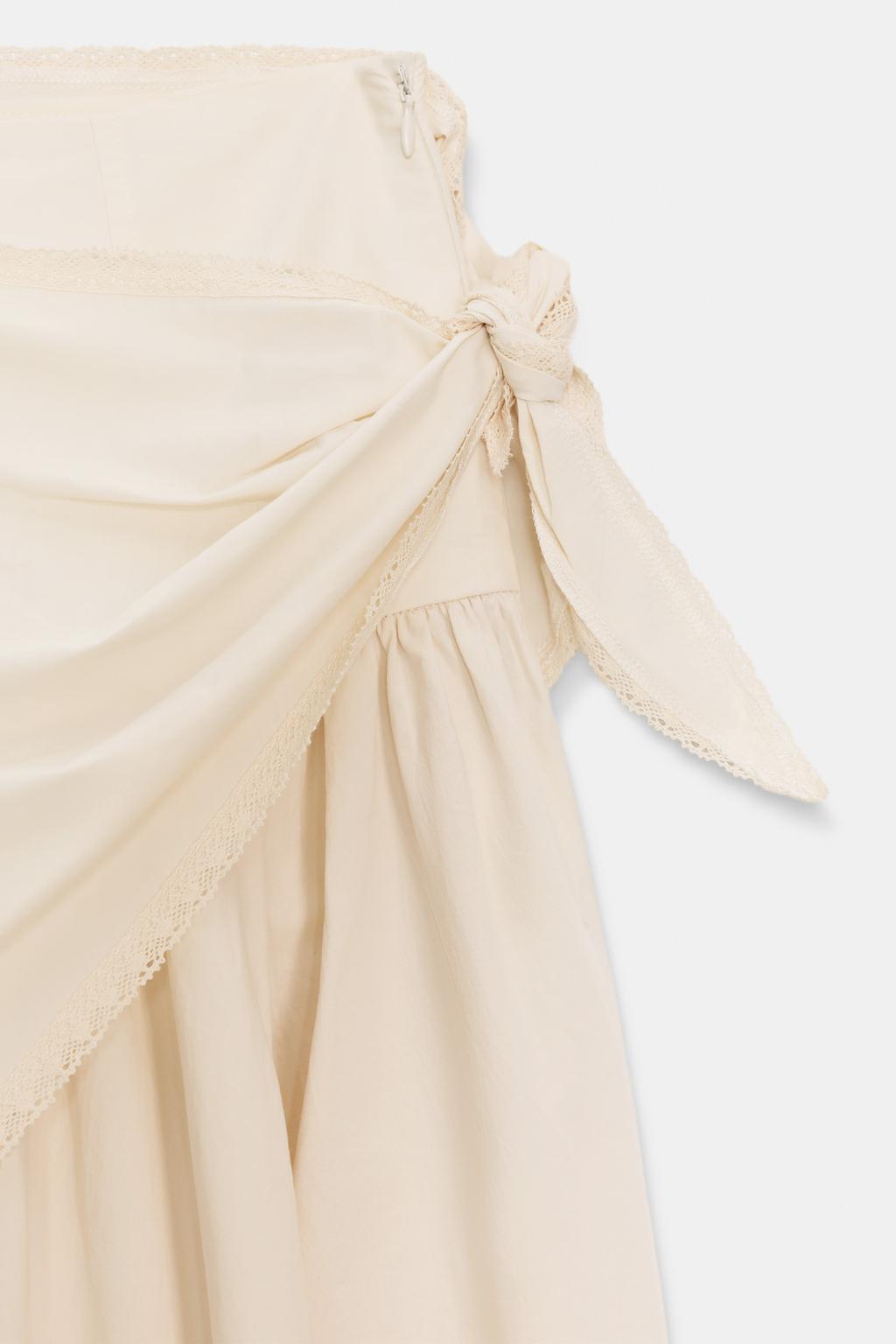 ЮБКА МИДИ ОБЪЕМНОГО КРОЯ В ВИДЕ ПЛАТКА