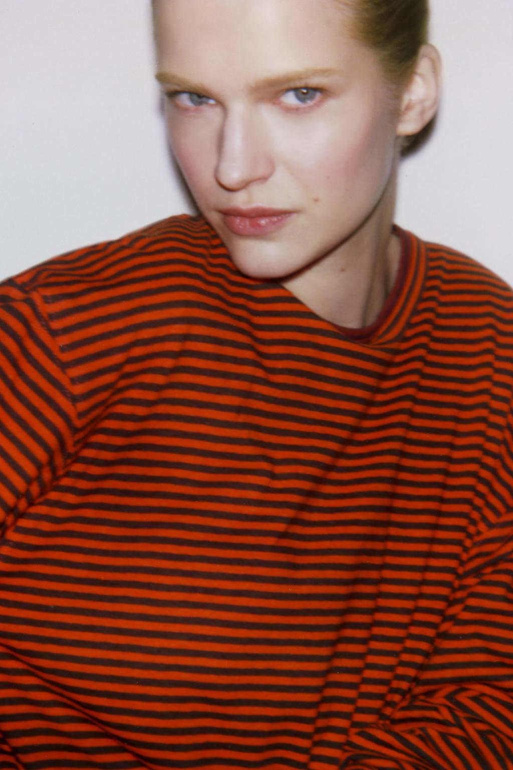 ФУТБОЛКА ИЗ ХЛОПКА И ЛЬНА В ПОЛОСКУ