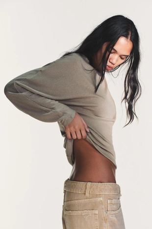 Футболка с боковой драпировкой