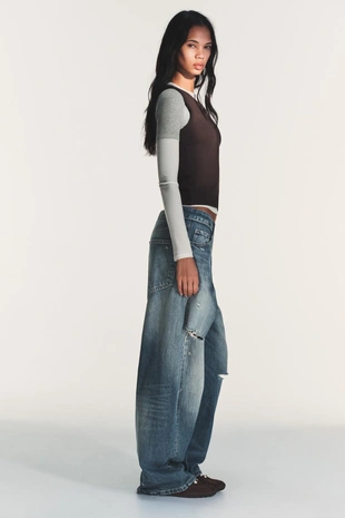 Футболка с эффектом тройного слоя и длинными рукавами- Заказать в России