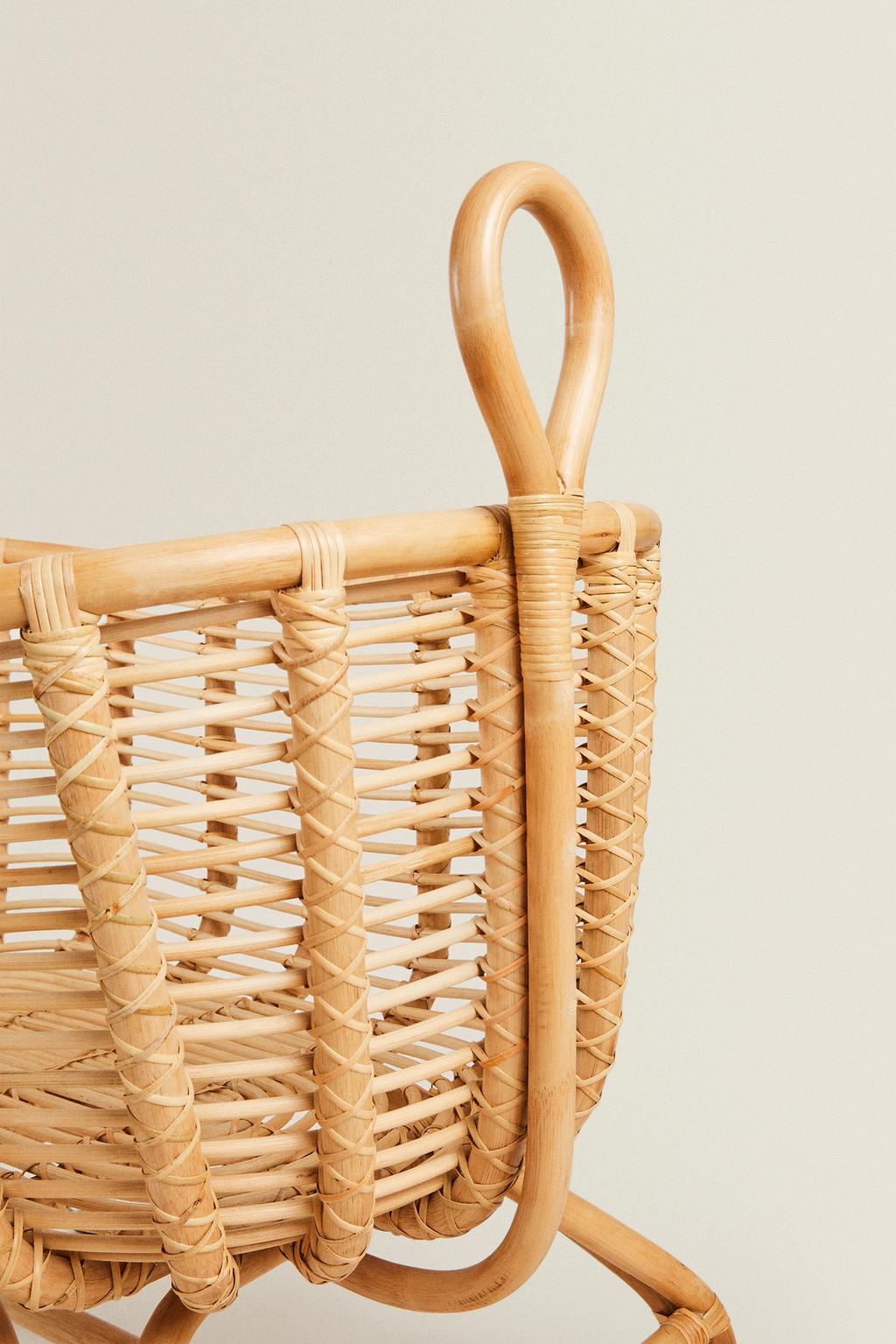 Детская мини-кроватка из ротанга