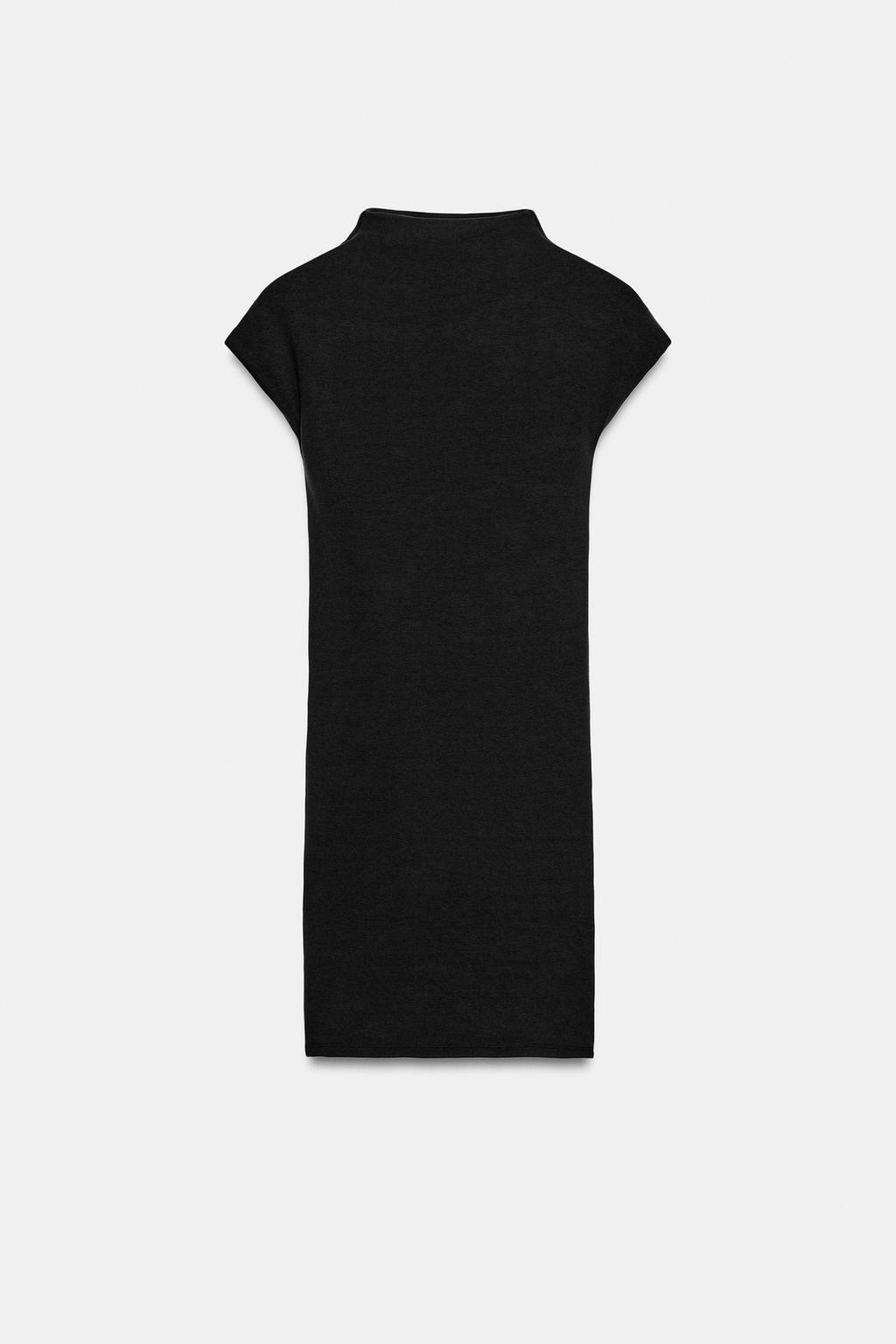 КОРОТКОЕ ПЛАТЬЕ С ВОРОТНИКОМ-СТОЙКОЙ