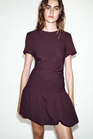 Короткое платье-баллон- Заказать в России