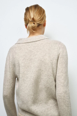 Однотонное поло из 100% шерсти- Заказать в России