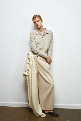 Однотонное поло из 100% шерсти- Заказать в России