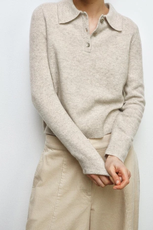 Однотонное поло из 100% шерсти- Заказать в России