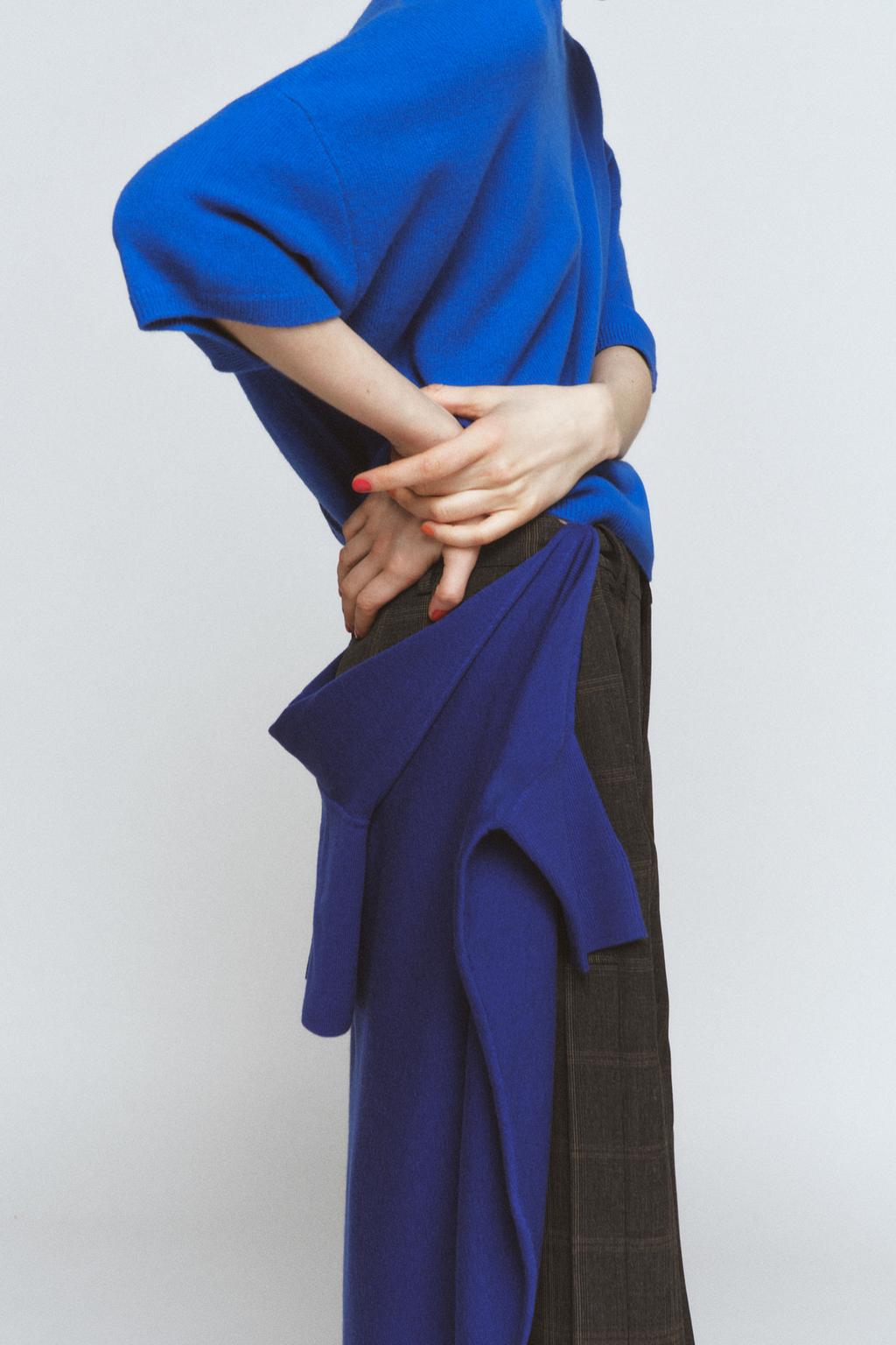 СВИТЕР ИЗ 100% ШЕРСТИ С ШИРОКИМИ РУКАВАМИ