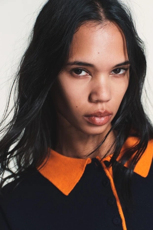 Вязаный джемпер поло с контрастным воротником- Заказать в России