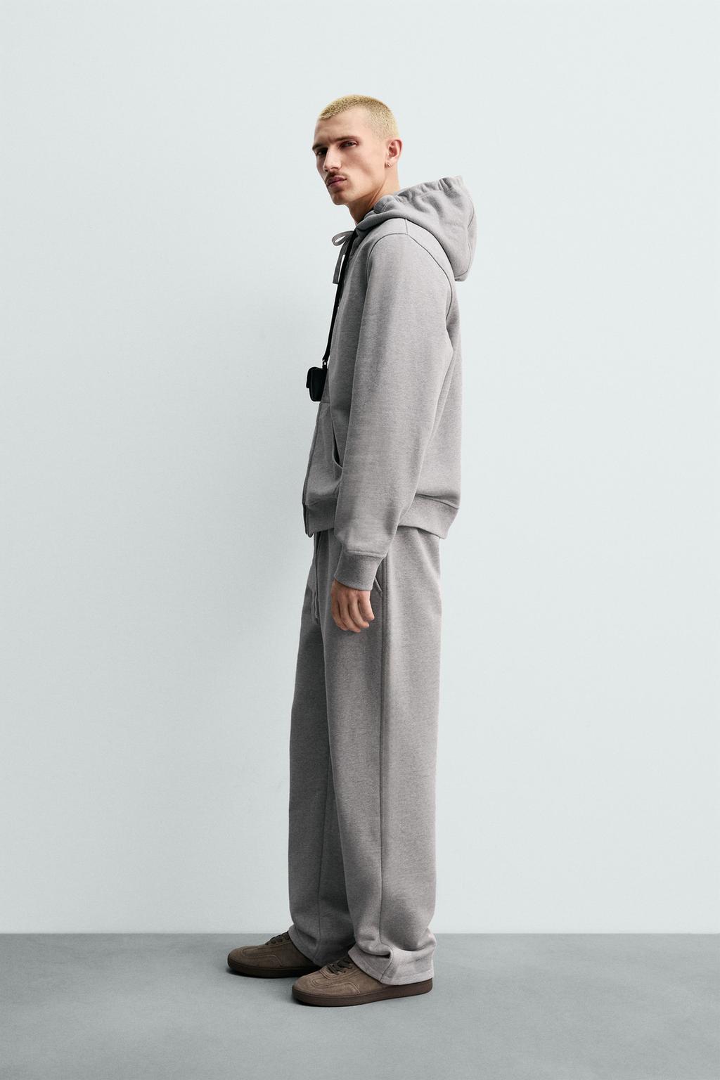 ДЖОГГЕРЫ CLASSIC FIT ИЗ ПЛОТНОЙ ТКАНИ