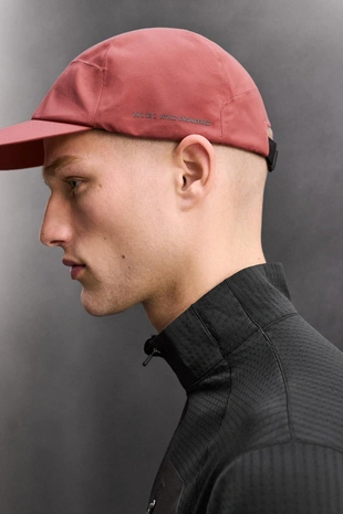 Кепка SHELL из высокотехнологичной ткани- Заказать в России