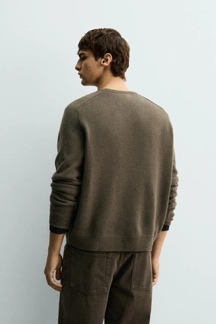 Свитер классического кроя из смесовой шерсти- Заказать в России