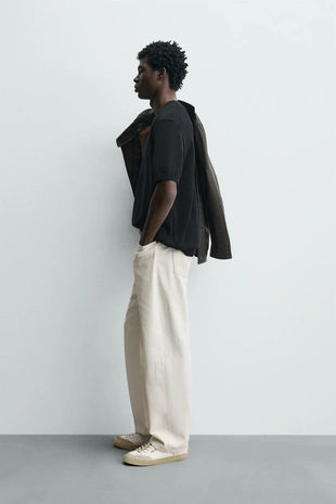 Трикотажная футболка свободного кроя