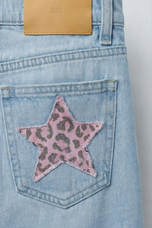 Джинсы WIDE LEG с нашивками с анималистическим принтом- Заказать в России