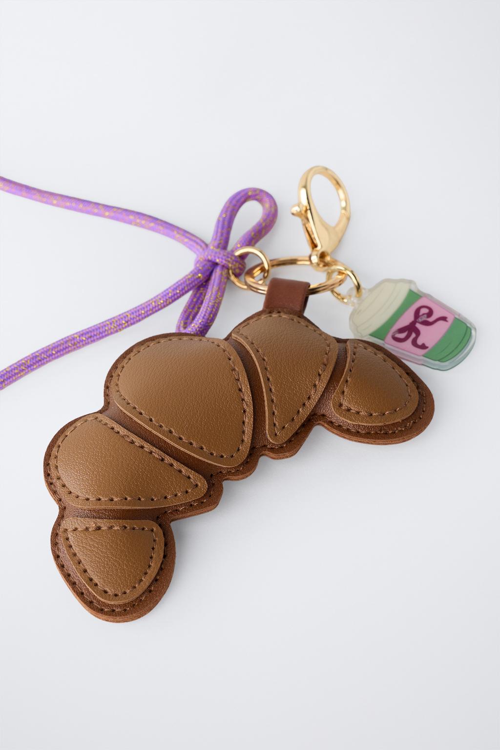 БРЕЛОК «КРУАССАН И ЧАЙ МАТЧА»