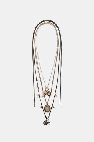 Набор из трех ожерелий с камнями и шармами- Заказать в России