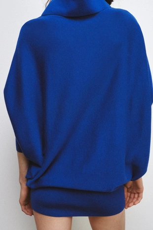 Длинный свитер с рукавами «летучая мышь»- Заказать в России