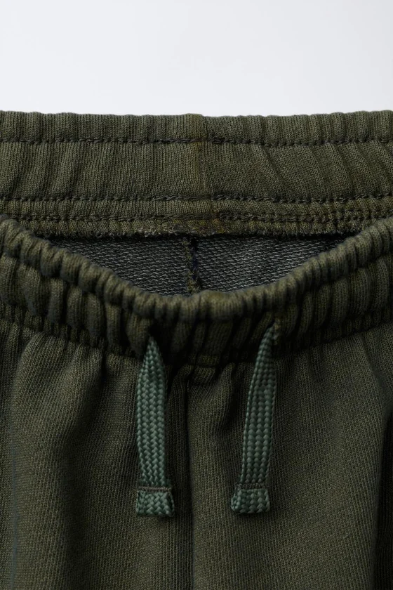 БРЮКИ-ДЖОГГЕРЫ ИЗ МЯГКОЙ ТКАНИ GARMENT DYE