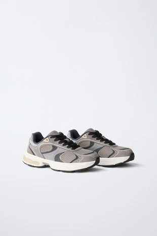 Кроссовки из разных материалов- Заказать в России