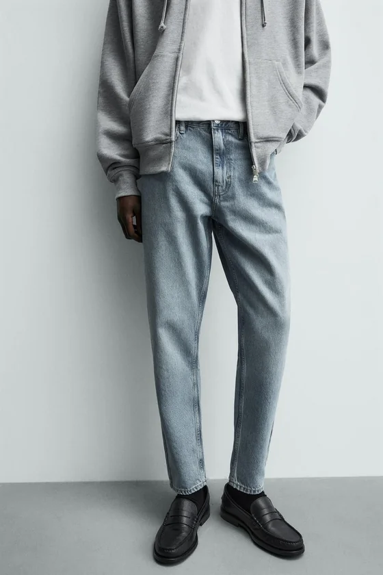 ДЖИНСЫ  TAPERED FIT