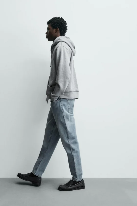 ДЖИНСЫ  TAPERED FIT