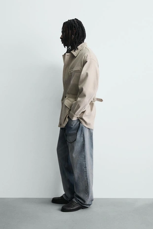 Джинсовая куртка с карманами- Заказать в России