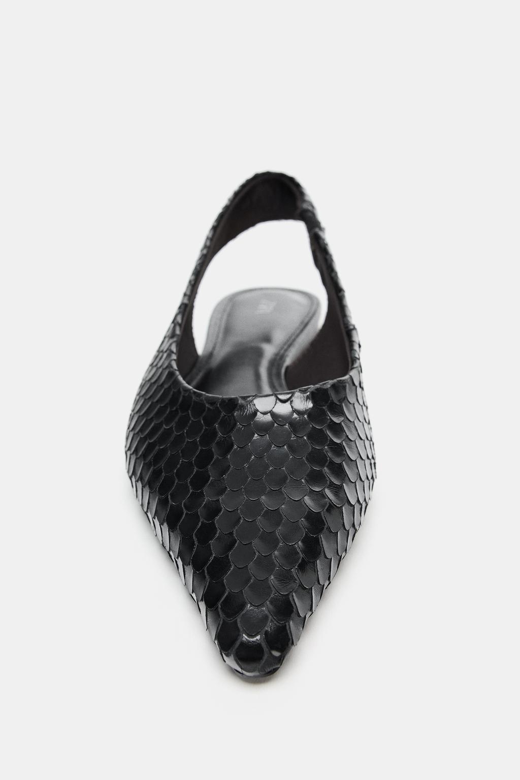 КОЖАНЫЕ БАЛЕТКИ-МЮЛИ С ОСТРЫМ НОСОМ