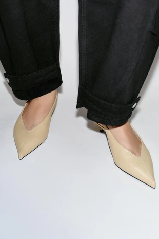 Туфли-мюли на среднем тонком каблуке- Заказать в России