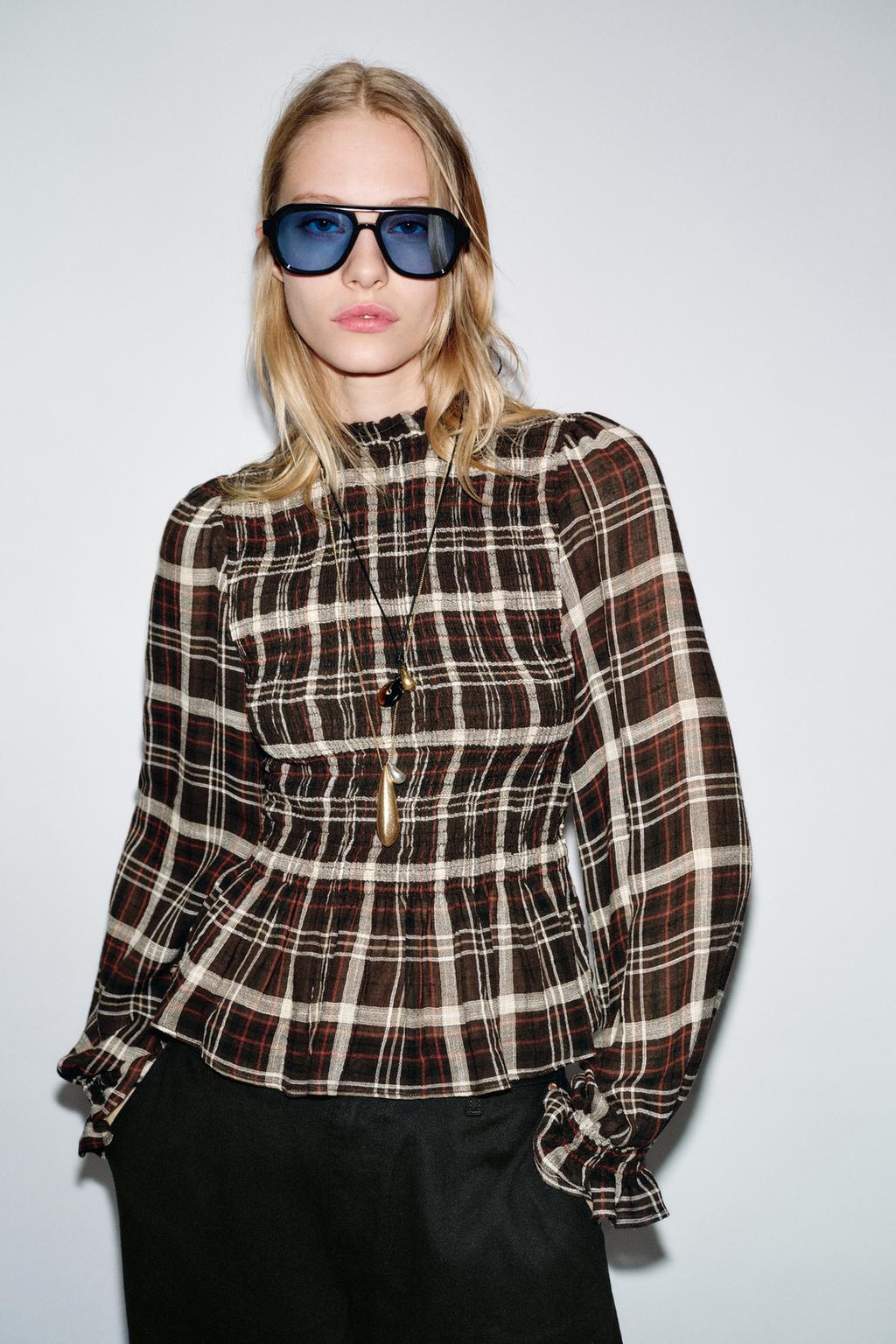 РУБАШКА В КЛЕТКУ С ЭЛАСТИЧНЫМ ЖАТЫМ УЗОРОМ