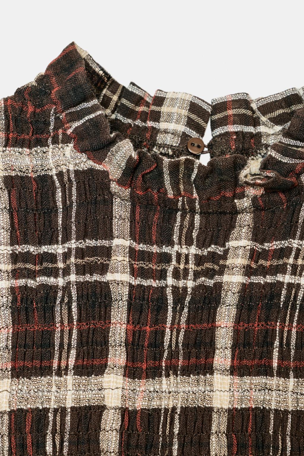 РУБАШКА В КЛЕТКУ С ЭЛАСТИЧНЫМ ЖАТЫМ УЗОРОМ