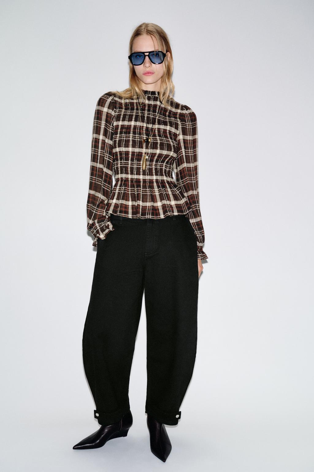 РУБАШКА В КЛЕТКУ С ЭЛАСТИЧНЫМ ЖАТЫМ УЗОРОМ