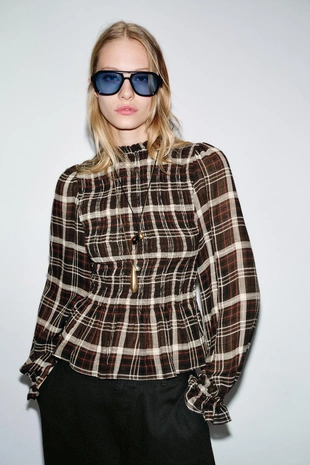 Рубашка в клетку с эластичным жатым узором- Заказать в России