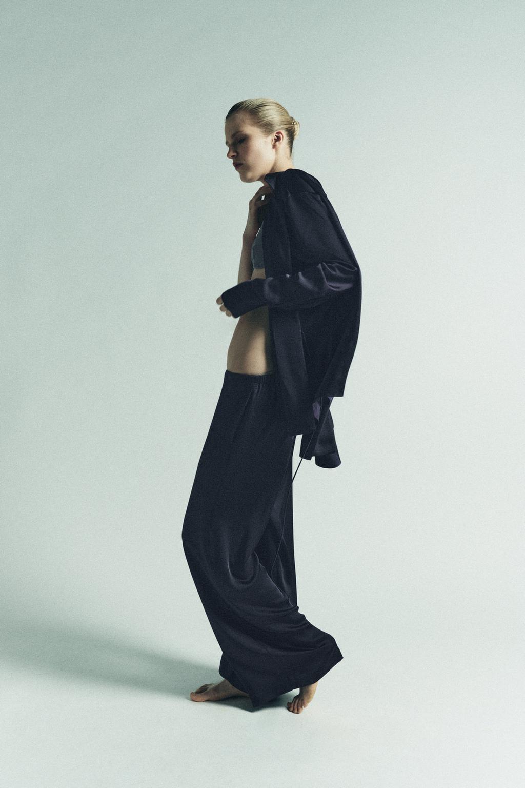 АТЛАСНАЯ РУБАШКА С ЗАВЯЗКАМИ