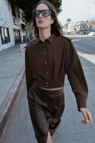 Рубашка C хлястиками на плечах- Заказать в России