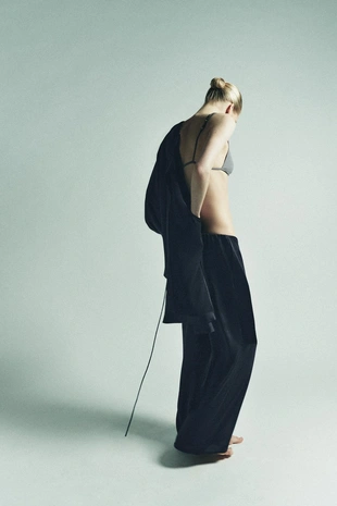 Атласные брюки с высокой посадкой- Заказать в России