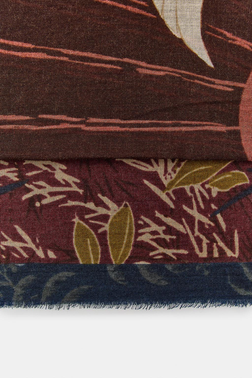 ШАРФ ИЗ ТКАНИ С ЦВЕТОЧНЫМ ПРИНТОМ